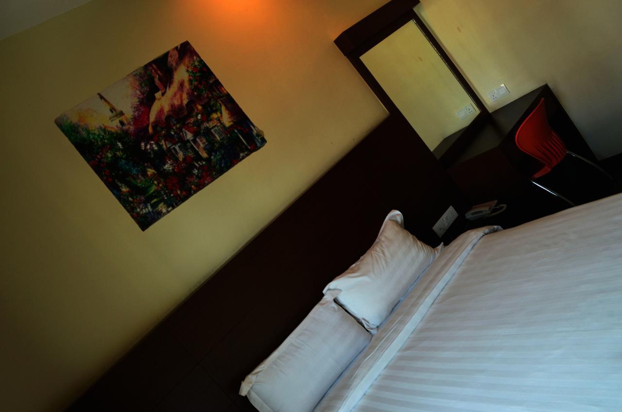 Lintas Plaza Hotel Kota Kinabalu Exterior foto